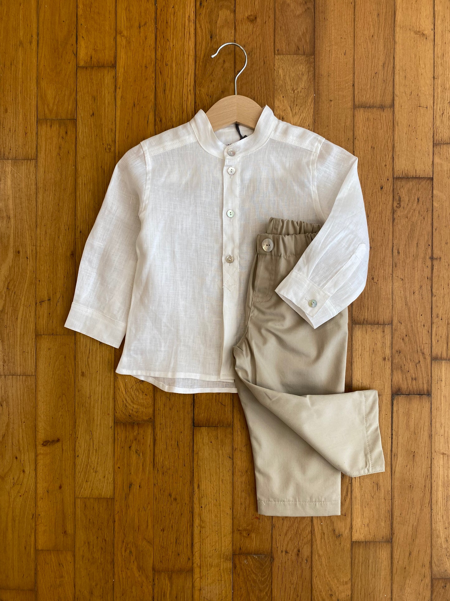 Chemise coréenne en lin blanc avec boutons en nacre