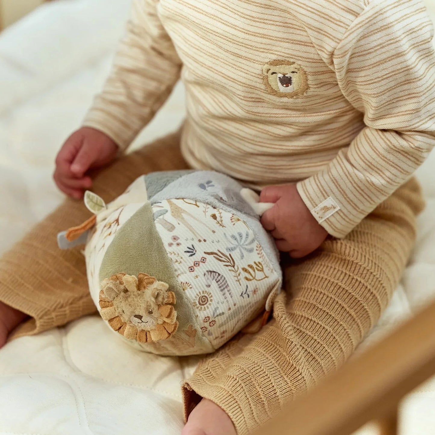 Pallina sensoriale neonato Safari Friends