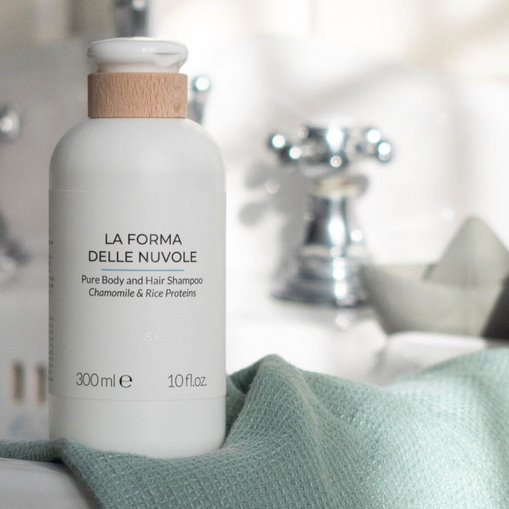 LA FORMA DELLE NUVOLE, Bagno Shampoo