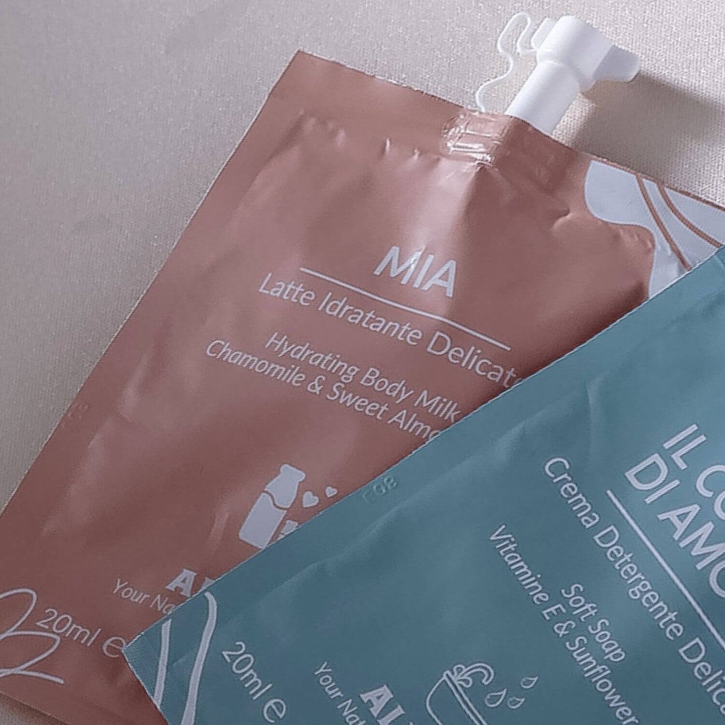 Minisize - IL COLORE DI AMORE / MIA