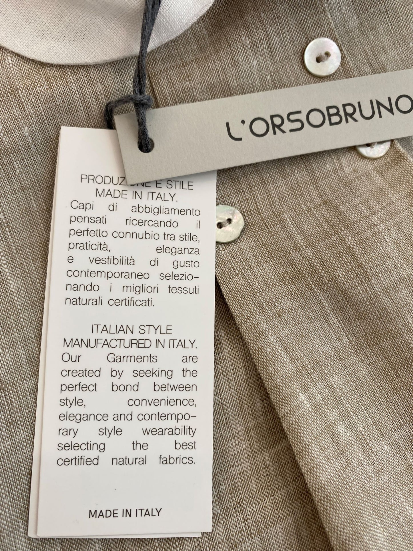 Barboteuse en lin gris tourterelle à col contrasté