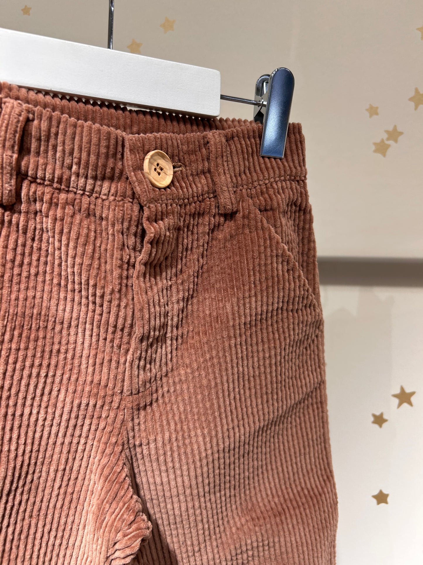 Pantalone in velluto a coste moka mousse