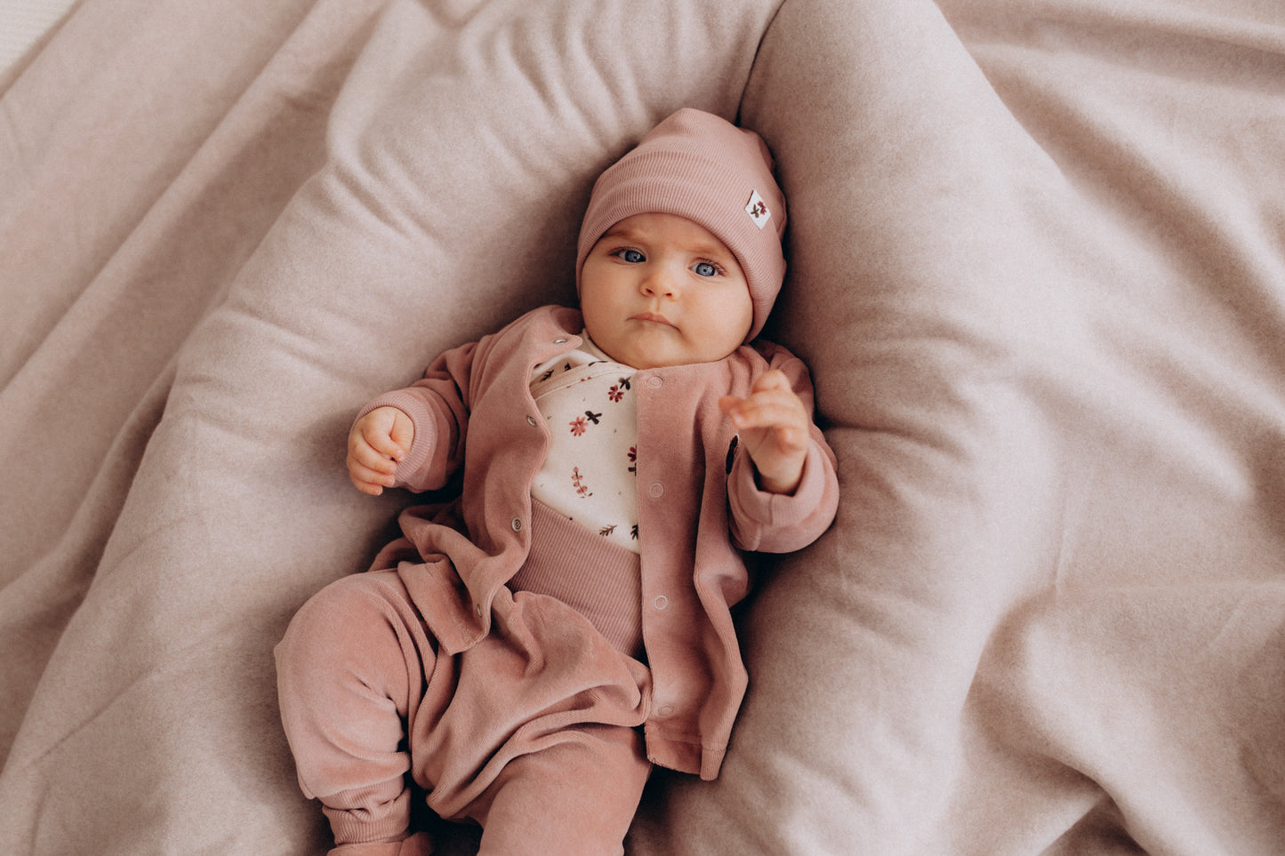 Completo cardigan e pantalone ciniglia di cotone BIO uccellino rosa