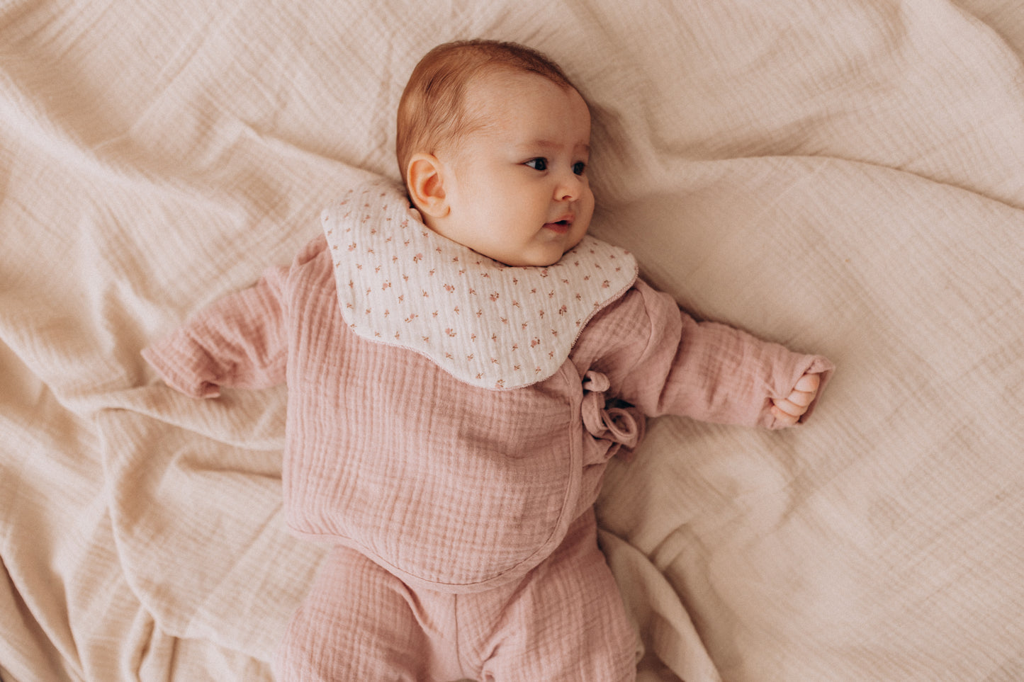 Completo kimono e pantalone in mussola rosa