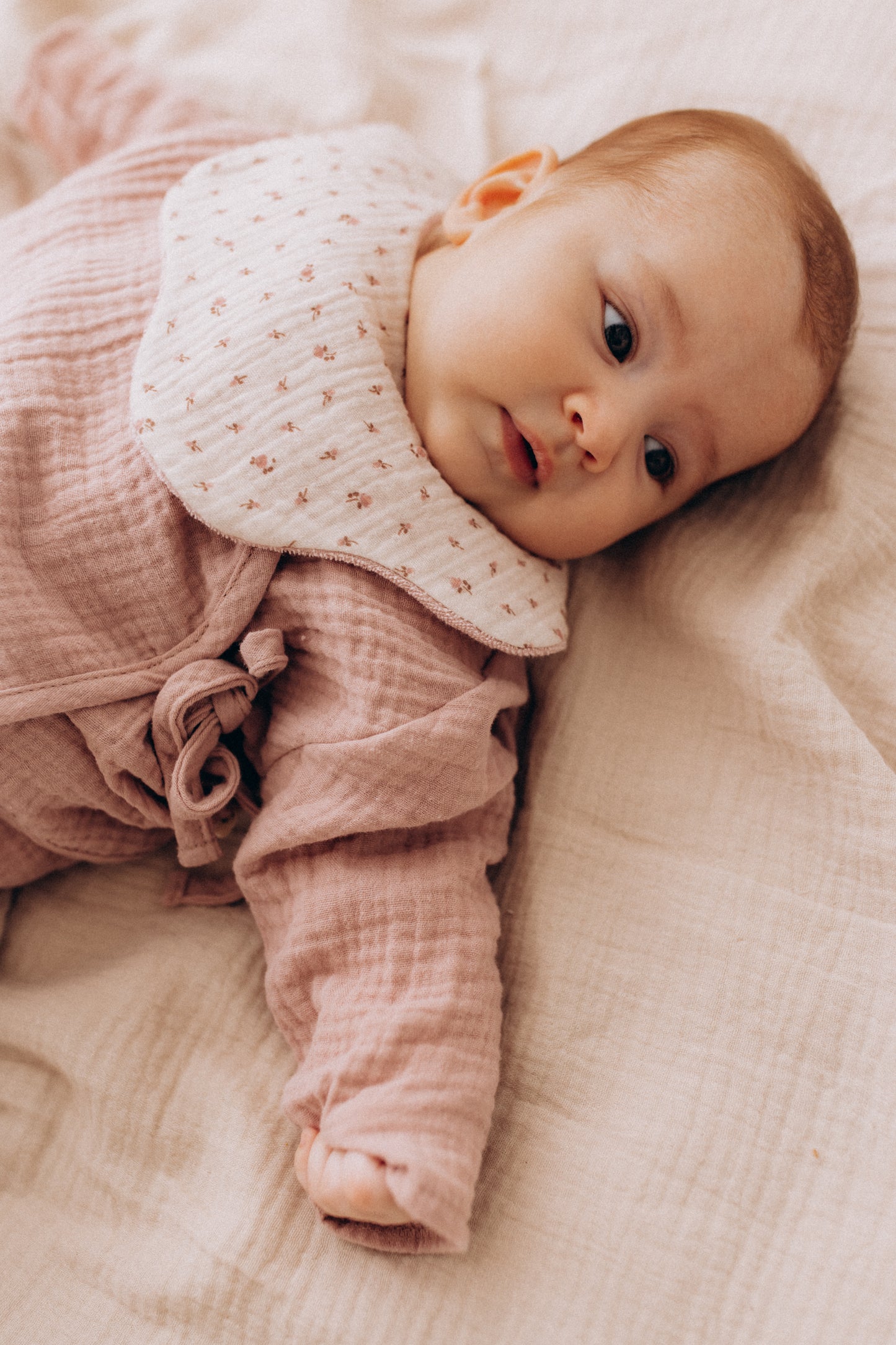 Completo kimono e pantalone in mussola rosa