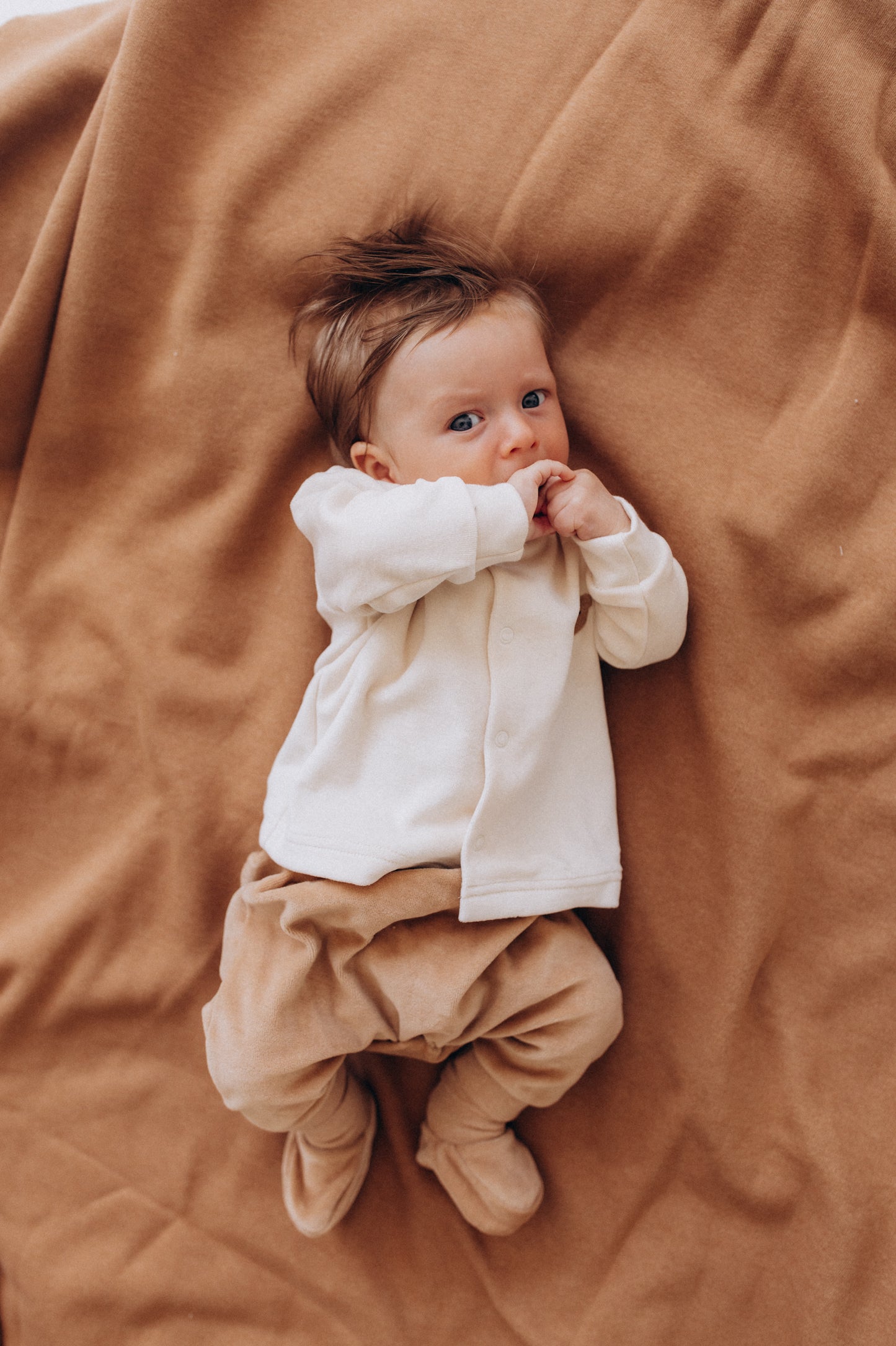 Cardigan ciniglia panna orsetto ricamato cotone BIO