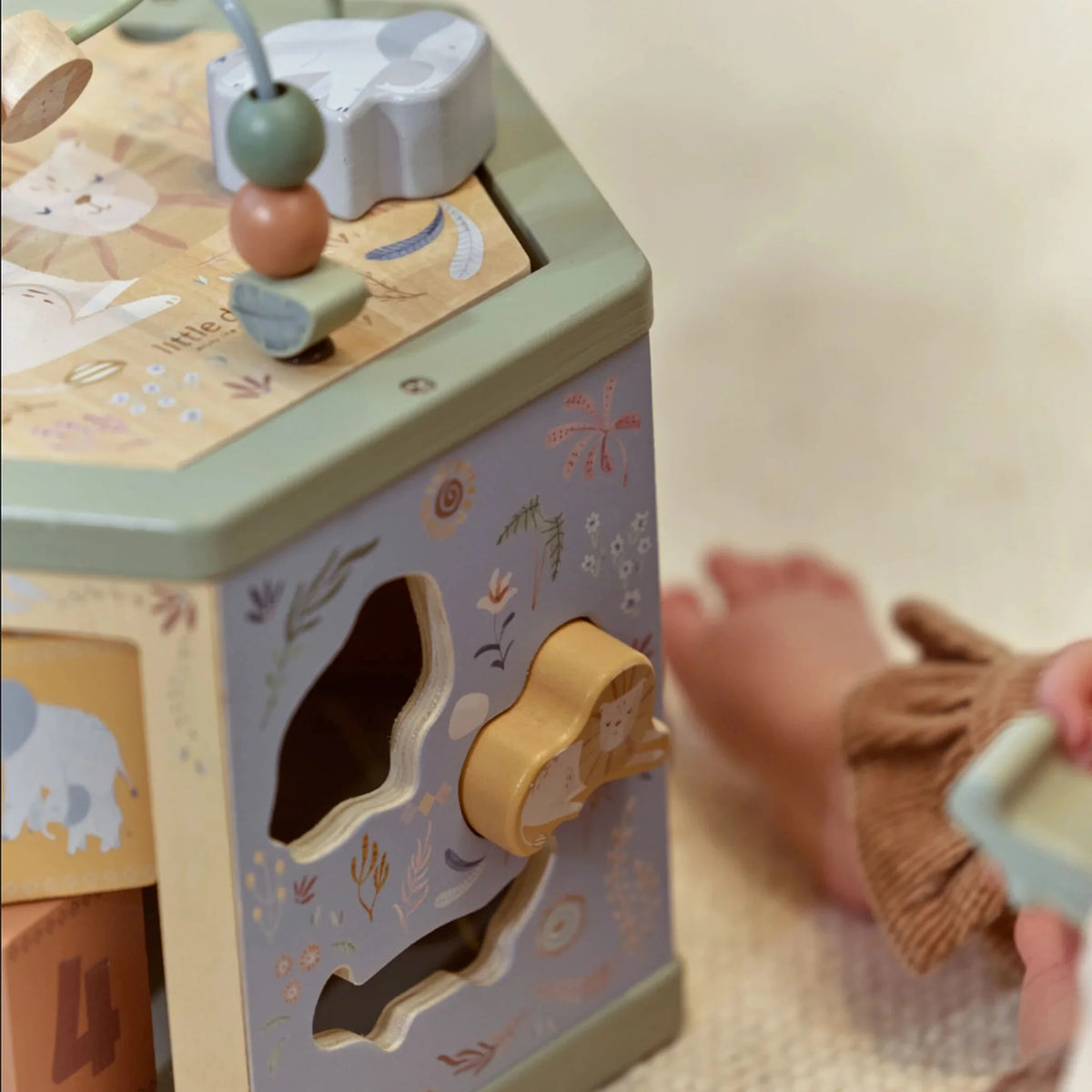Cubo multi attività in legno Safari Friends