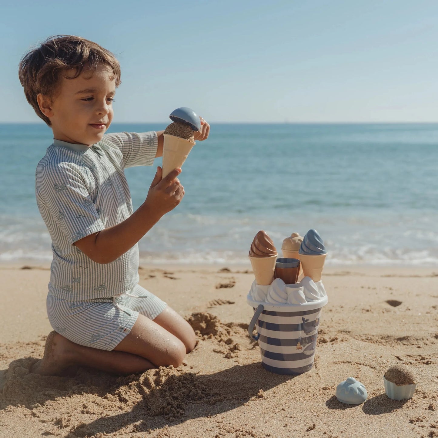 Ocean Dreams Blue beach bucket and ice cream set