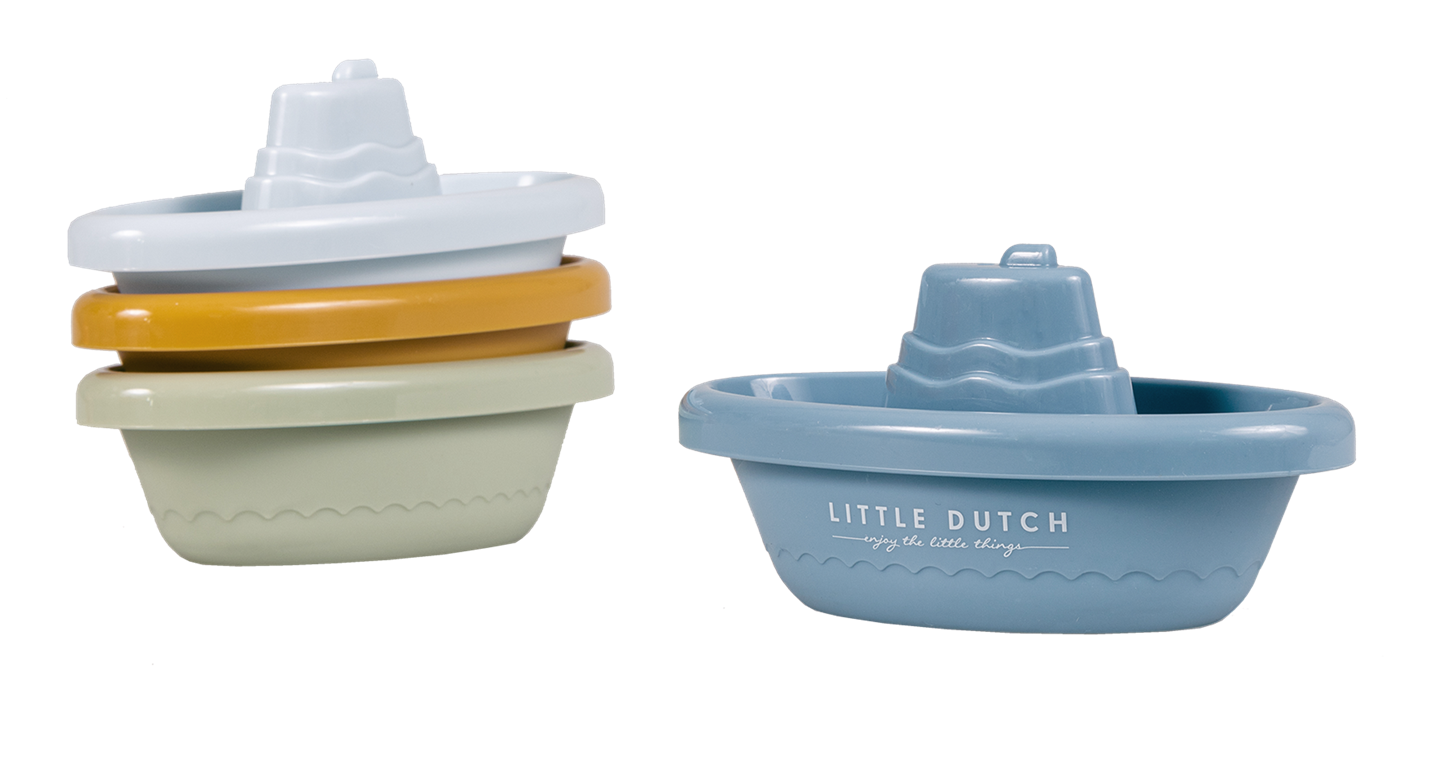 Bateaux de bain bleus