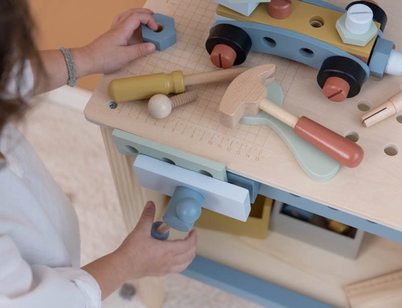 Établi pour enfants avec ceinture à outils