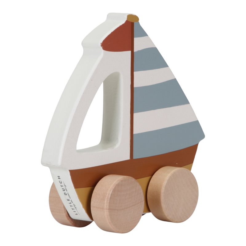 Barca in legno con ruote